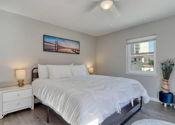 1408 Perrin Dr, Unit A - Ocean Walk Sleeps 8
