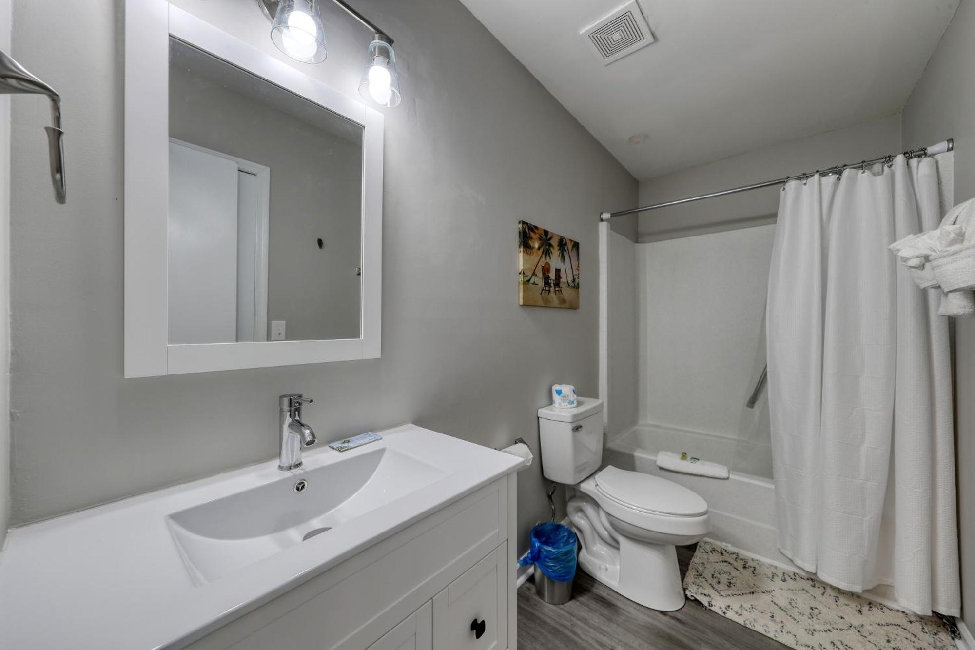 1408 Perrin Dr, Unit A - Ocean Walk Sleeps 8 *